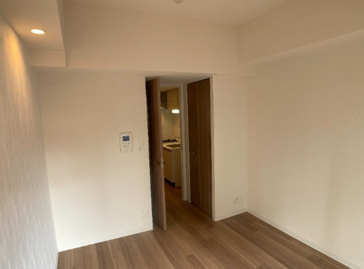 居室・リビング　こちらの居間で趣味の時間をお楽しみください