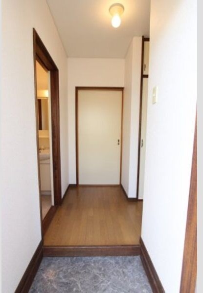 玄関　名古屋で一番初期費用の安い賃貸専門の不動産会社です(^^)