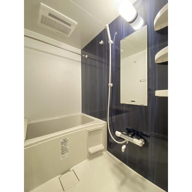 バス・シャワールーム　?