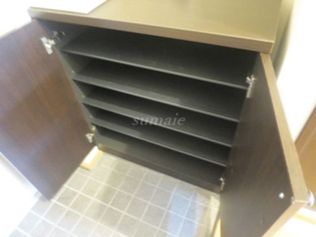 玄関　シューズボックスです。