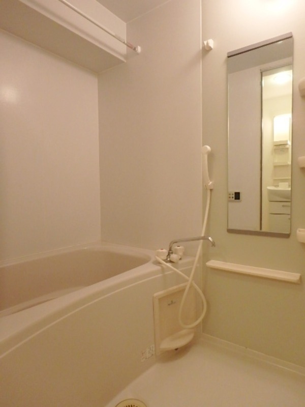 バス・シャワールーム　図面と現状に相違がある場合には現状を優先