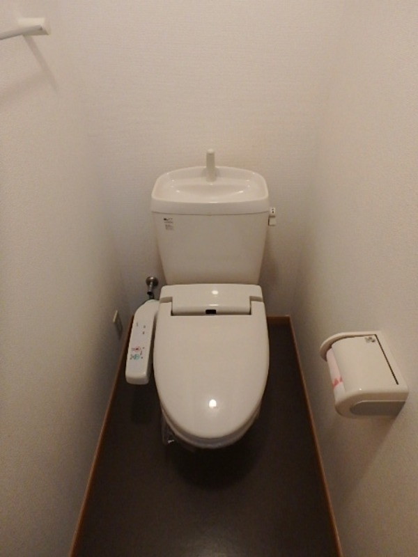 トイレ　図面と現状に相違がある場合には現状を優先