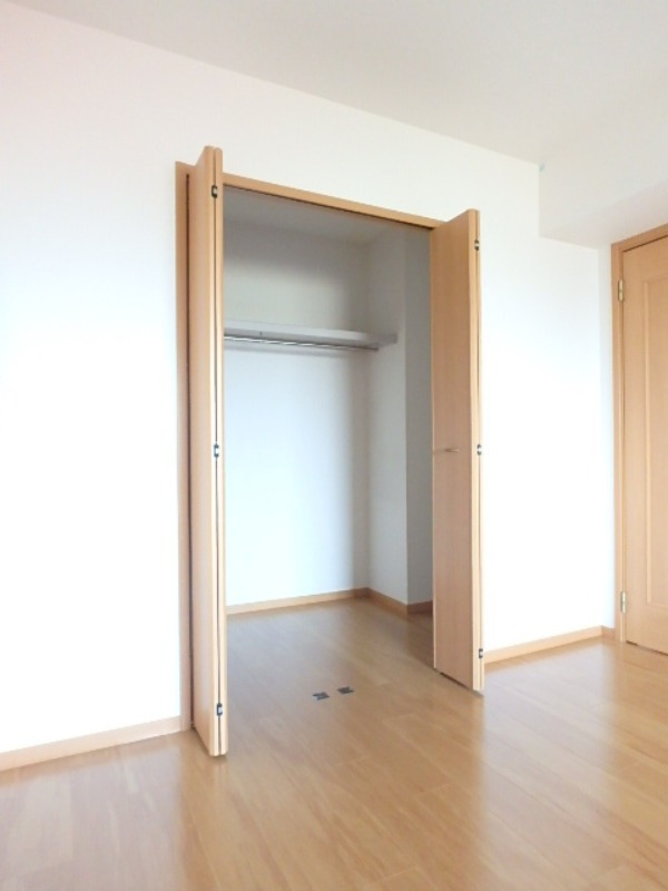 収納　図面と現状に相違がある場合には現状を優先