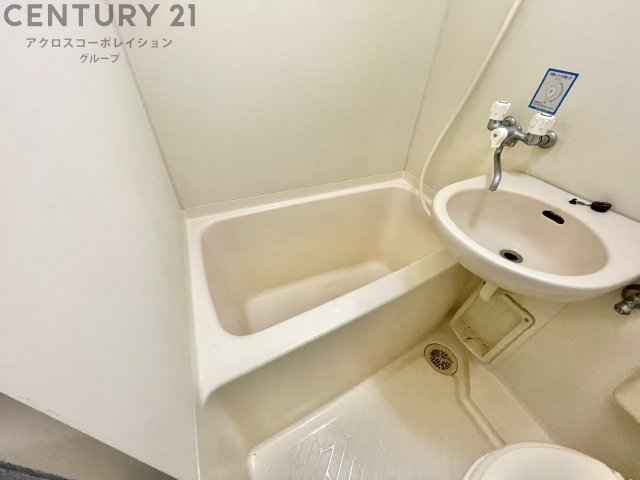 バス・シャワールーム　シンプルで機能的なユニットバスです！