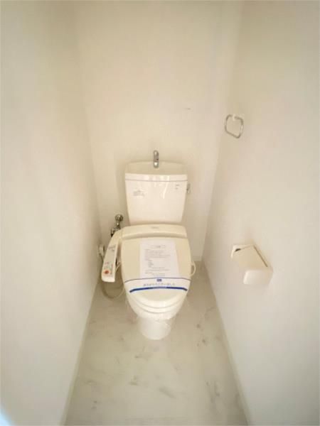 トイレ　参考写真