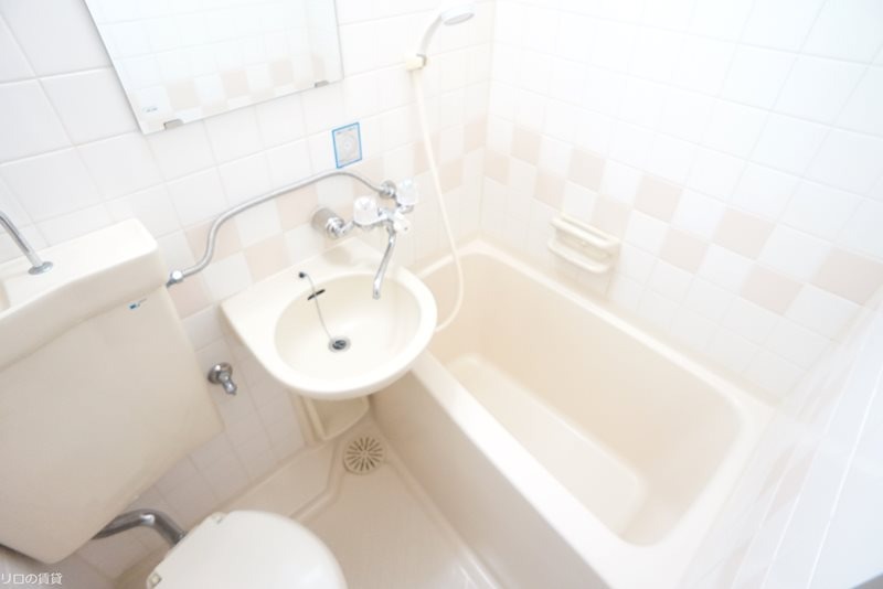 バス・シャワールーム　別号室