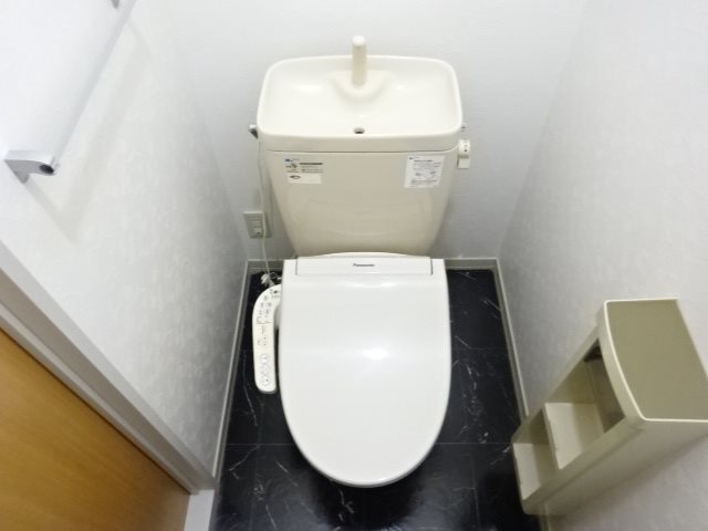 トイレ　参考写真