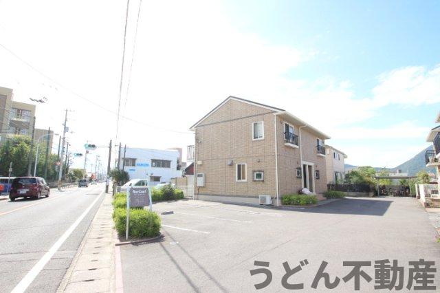 建物外観　うどん県のお部屋探しはうどん不動産へ うどんちゃんとLINE