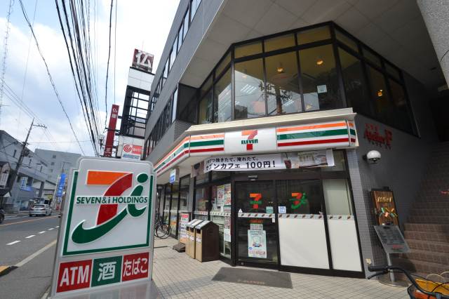 コンビニ　セブンイレブン広島楽々園店（コンビニ）まで105m