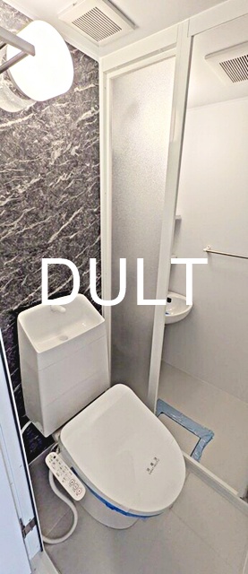 トイレ　トイレです。新規ウォシュレット設置済み。