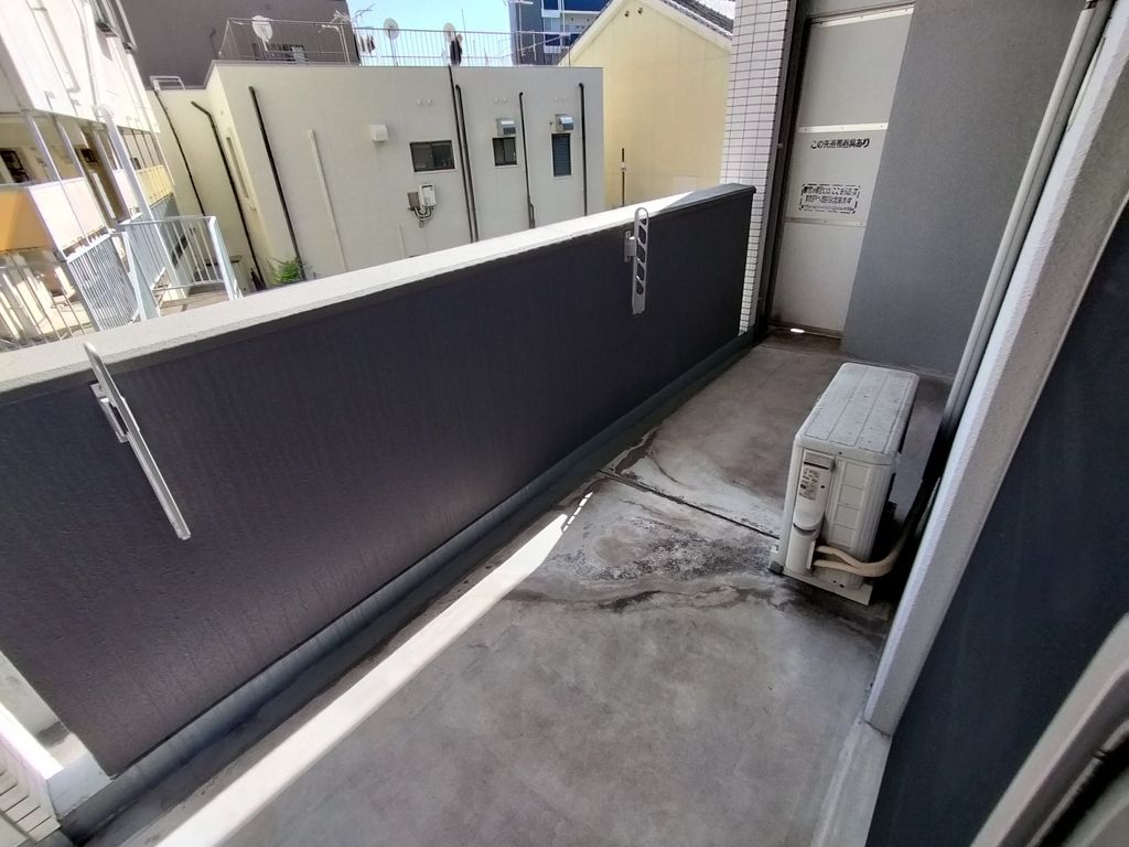 バルコニー　バルコニー