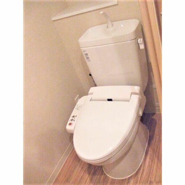 トイレ　トイレもきれいです