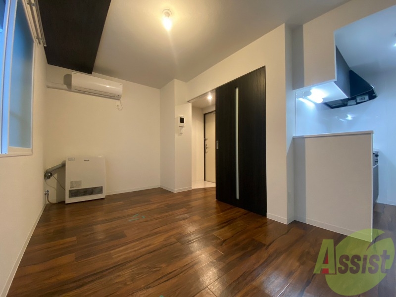 居室・リビング　広くてきれいなリビングです！快適に過ごせそうですね。