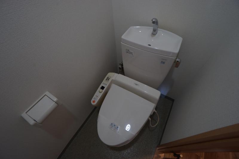 トイレ　※別部屋写真