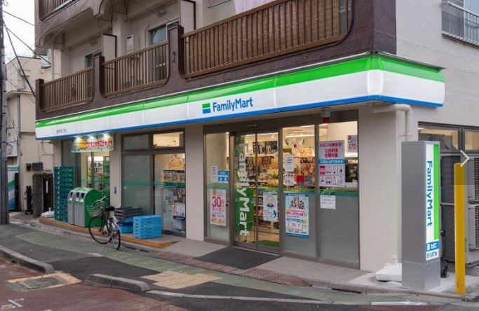 コンビニ　ファミリーマート 東中野五丁目店（コンビニ）まで342m