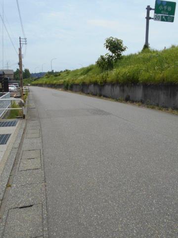 その他　前面道路（その他）まで0m