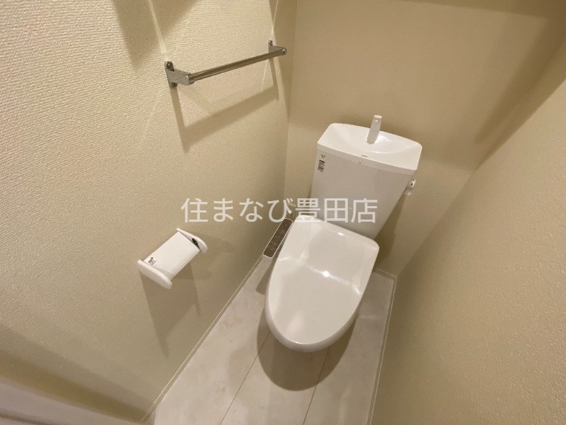トイレ　同型完成モデル