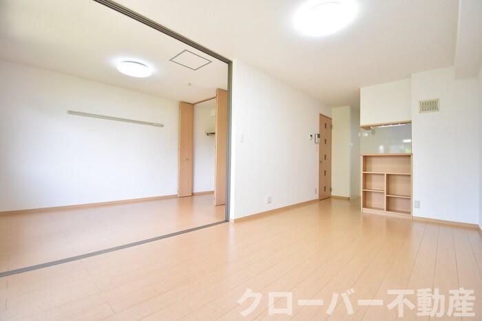 居室・リビング　ＬＤＫ１１．８帖 洋室６帖