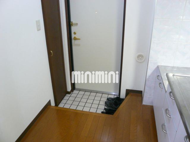 玄関　☆玄関にはシューズボックスあります☆