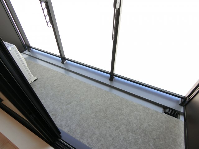 バルコニー　他のお部屋の参考写真となります。