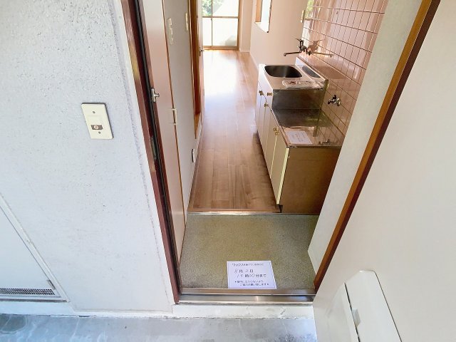 玄関　2025年8月撮影※現況を優先します。