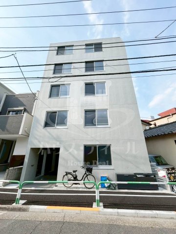 建物外観　落ち着いた雰囲気の外観です