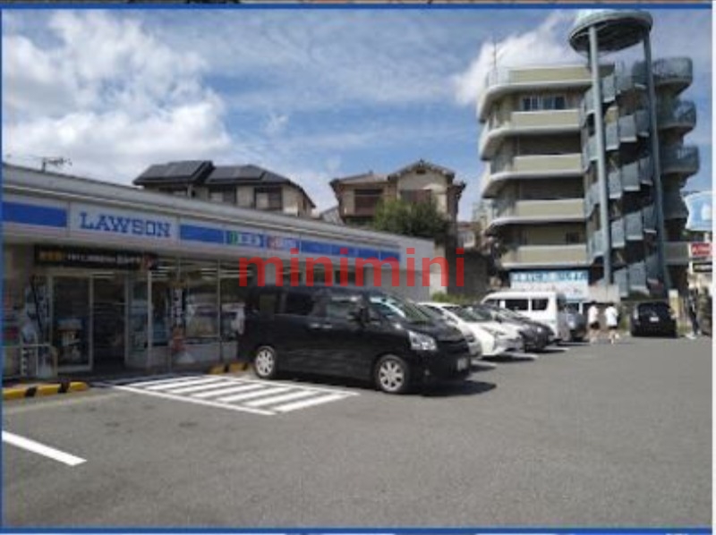 コンビニ　ローソン吹田円山町店（コンビニ）まで709m