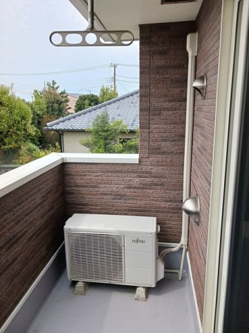 バルコニー　外からの目が気にならないバルコニーで洗濯物が干せます