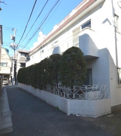 建物外観　■角部屋★清水湯（コインランドリー有）まで950ｍ）