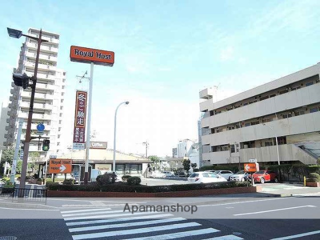 飲食店　ロイヤルホスト西鹿児島店（飲食店）まで111m
