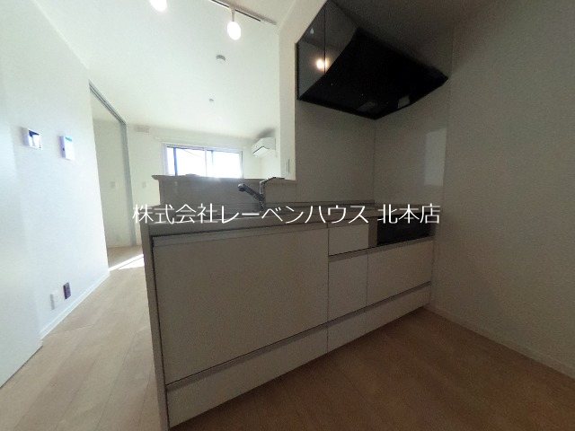 キッチン　レーベンハウス北本店へ　048-590-5757