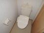トイレ　洗浄付きのトイレです。