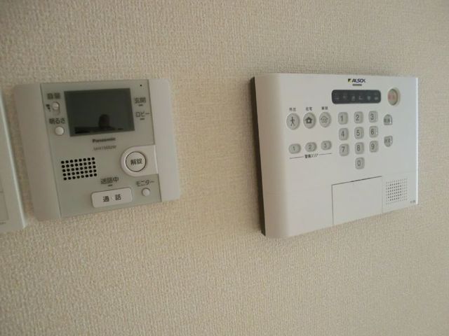 セキュリティ　オートロック連動TVドアホン　ＡＬＳＯＫ全戸無料装備