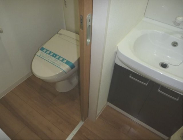 ウィステリアガーデンアネックスのトイレ写真