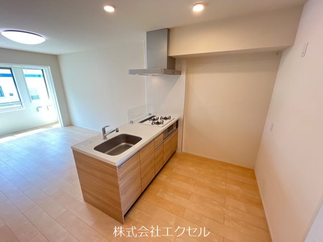キッチン　グリル付き3口ガスコンロのシステムキッチン♪