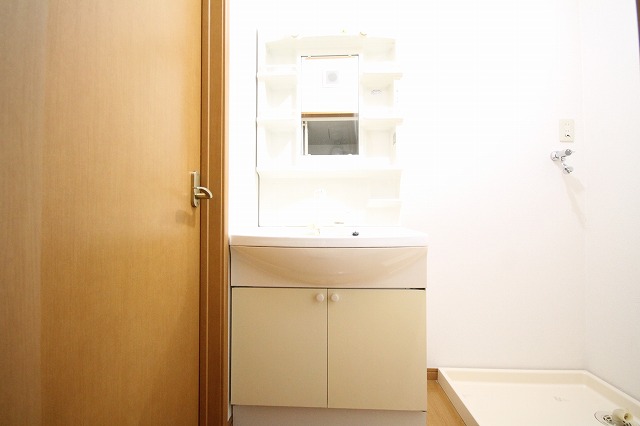 洗面設備　忙しい朝には欠かせない洗面所です