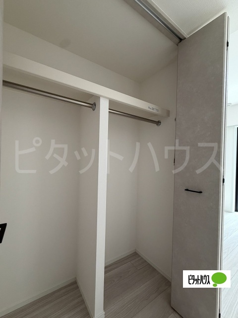 収納　クローゼット