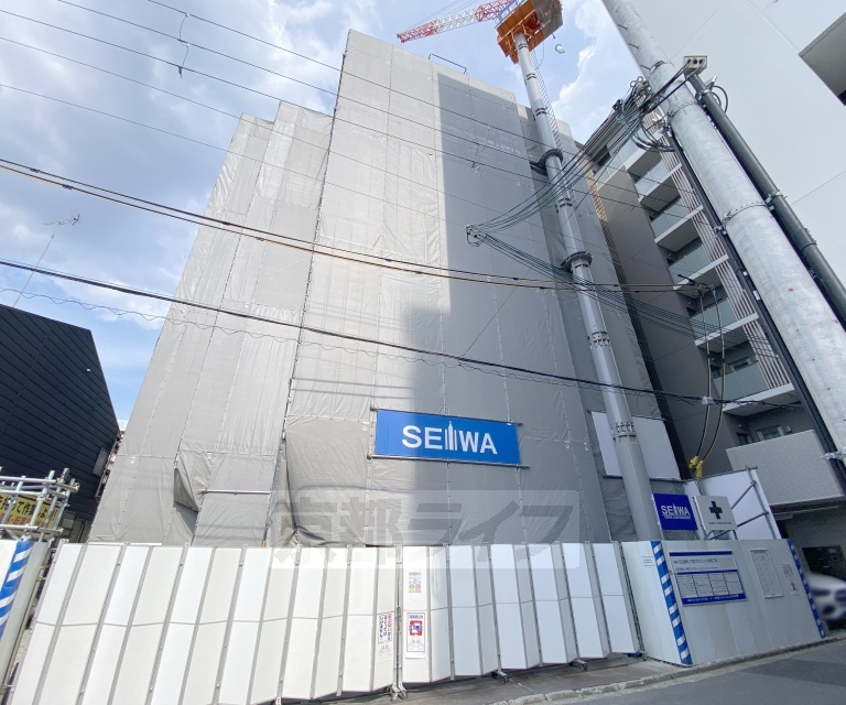 建物外観　・建築中風景