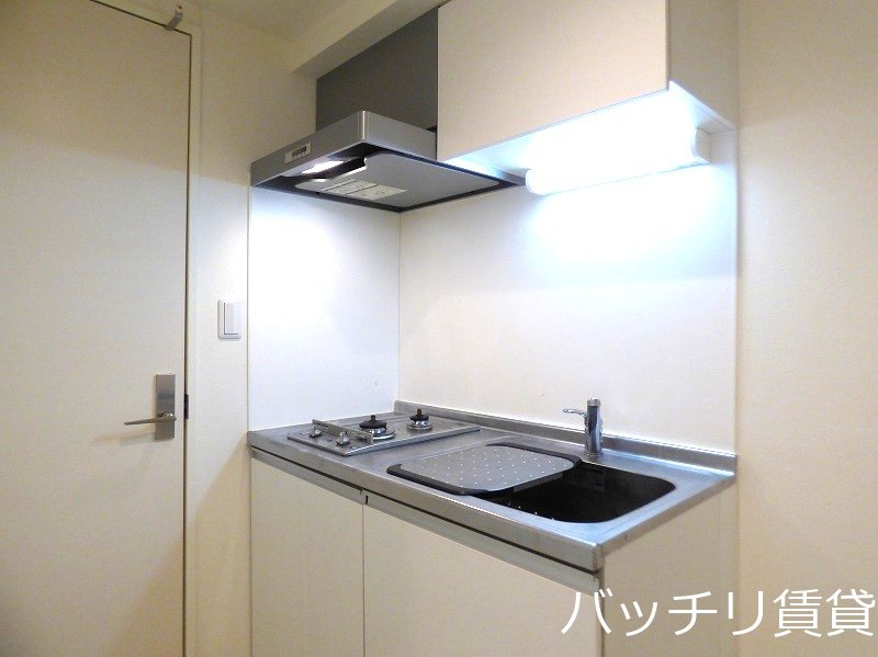 キッチン　同型タイプの為、現状を優先致します。