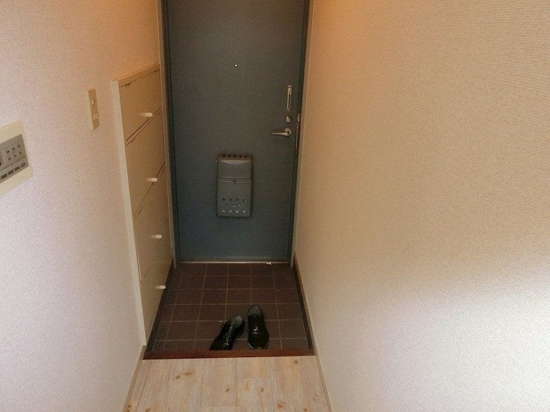 玄関　203写真