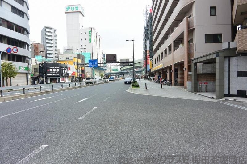 コンビニ　セブン-イレブン野田阪神駅前店（コンビニ）まで82m