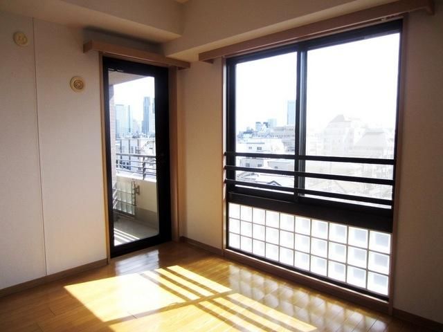居室・リビング　★明るい室内です★