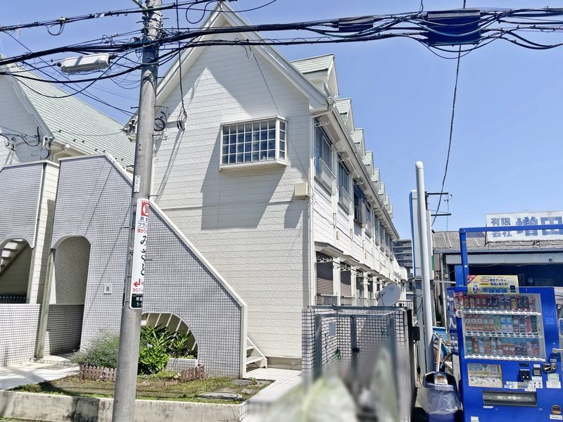 建物外観　物件のご紹介は住まいの窓口アソシエにお任せください。