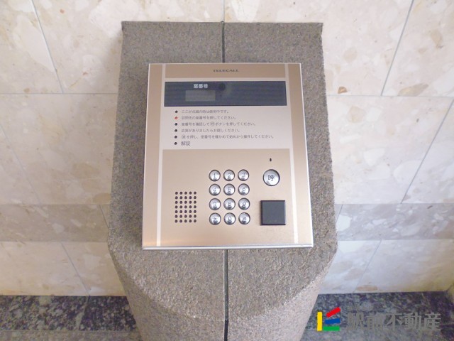 エントランス　オートロック