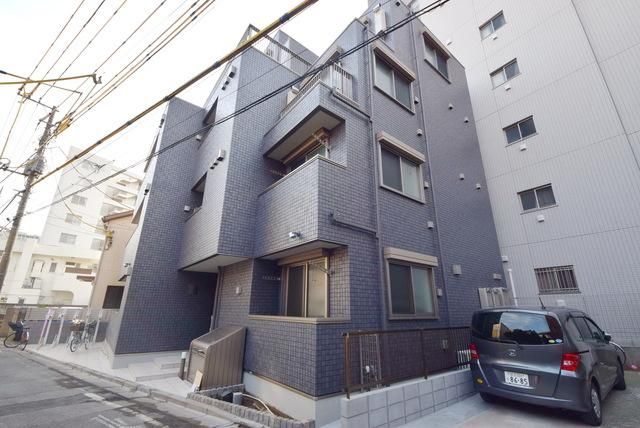 建物外観　築浅の綺麗な物件です