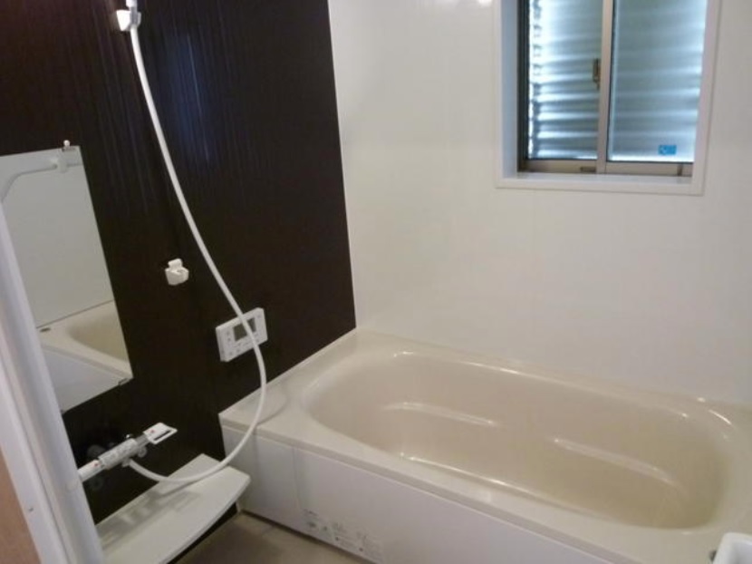 バス・シャワールーム　別のお部屋の写真です。