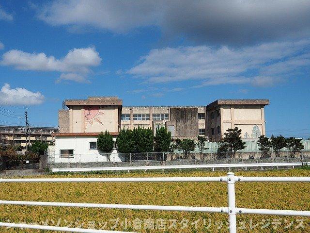 バルコニー　行橋市立　行橋北小学校まで1100m