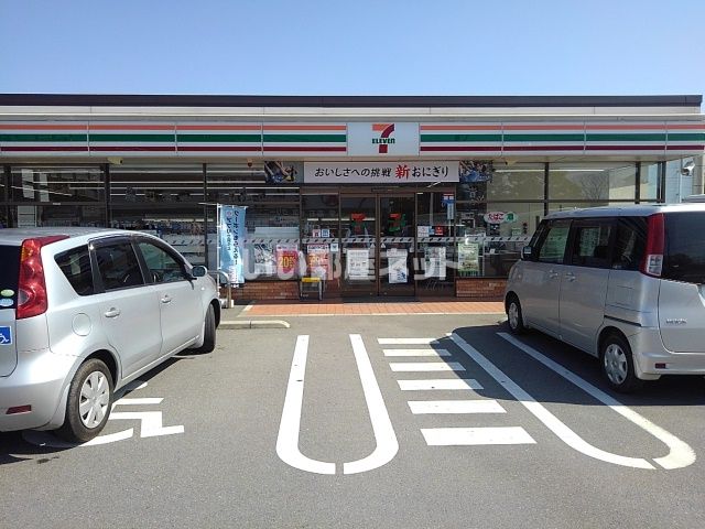 コンビニ　セブンイレブン 久留米百年パーク店（コンビニ）まで926m