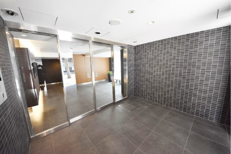 エントランス　ご見学予約受付中