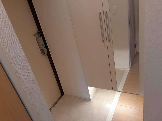 玄関　シューズボックス付き